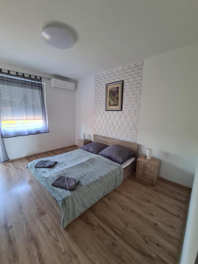 A GRUND APARTMAN BALATONSZABADI F RD TELEP Magyarorsz g HUF